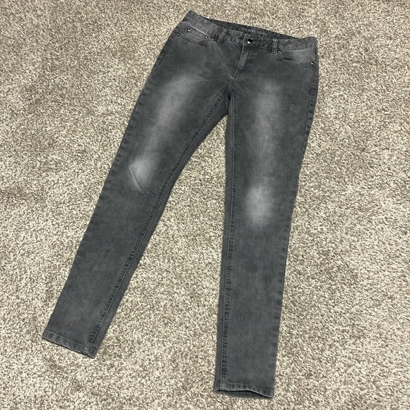 Michael Kors Skinny black jeans. Cute lace butt! Size 4 - Picture 3 of 8